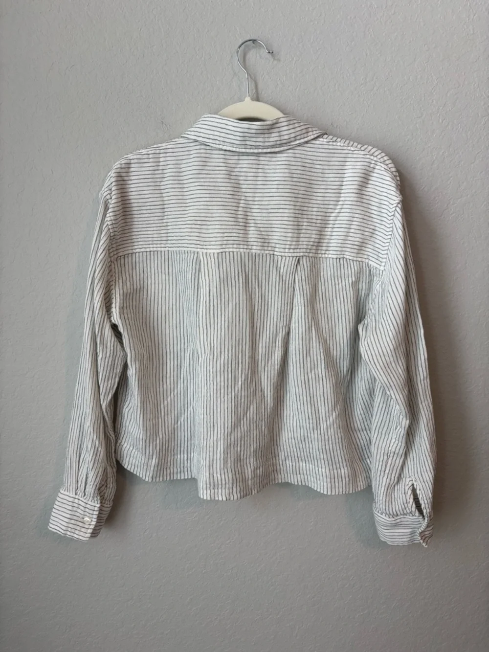 Z Supply Del Mar Striped Cream Shirt - Picture 6 of 9